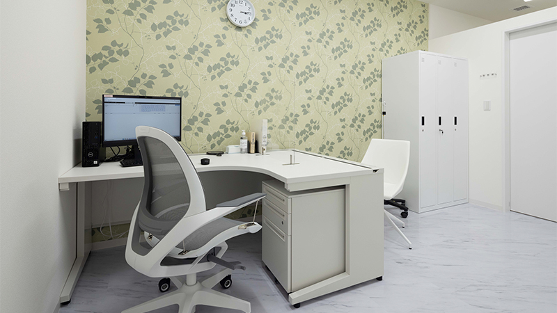 エミナルクリニックメンズ 梅田院 ヒーロー画像 4