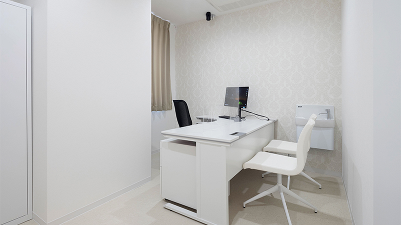 エミナルクリニック 福岡天神院 ヒーロー画像 3