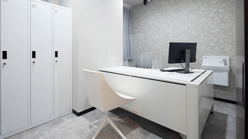 エミナルクリニックメンズ 福岡天神院 ヒーロー画像 3