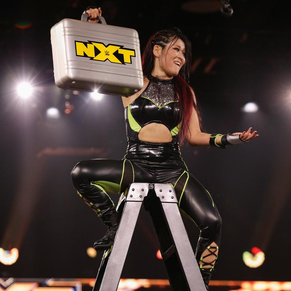 紫雷イオが激闘のラダー戦でミヤ イムを撃退 Wwe Nxt Tokyo Headline