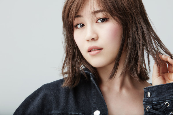 インタビューシリーズ【 LDH バトン ～夢～】Vol.31 鷲尾伶菜 (E-girls