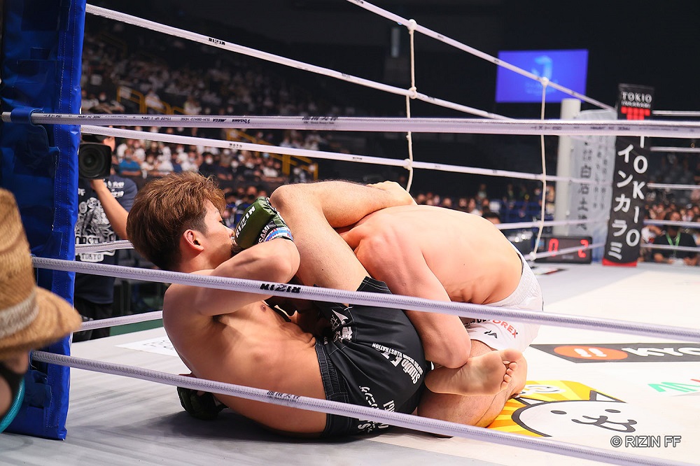 山本空良があわやの場面作るも実力者ケラモフに無念の判定負け【RIZIN.37】 - 株式会社ヘッドライン