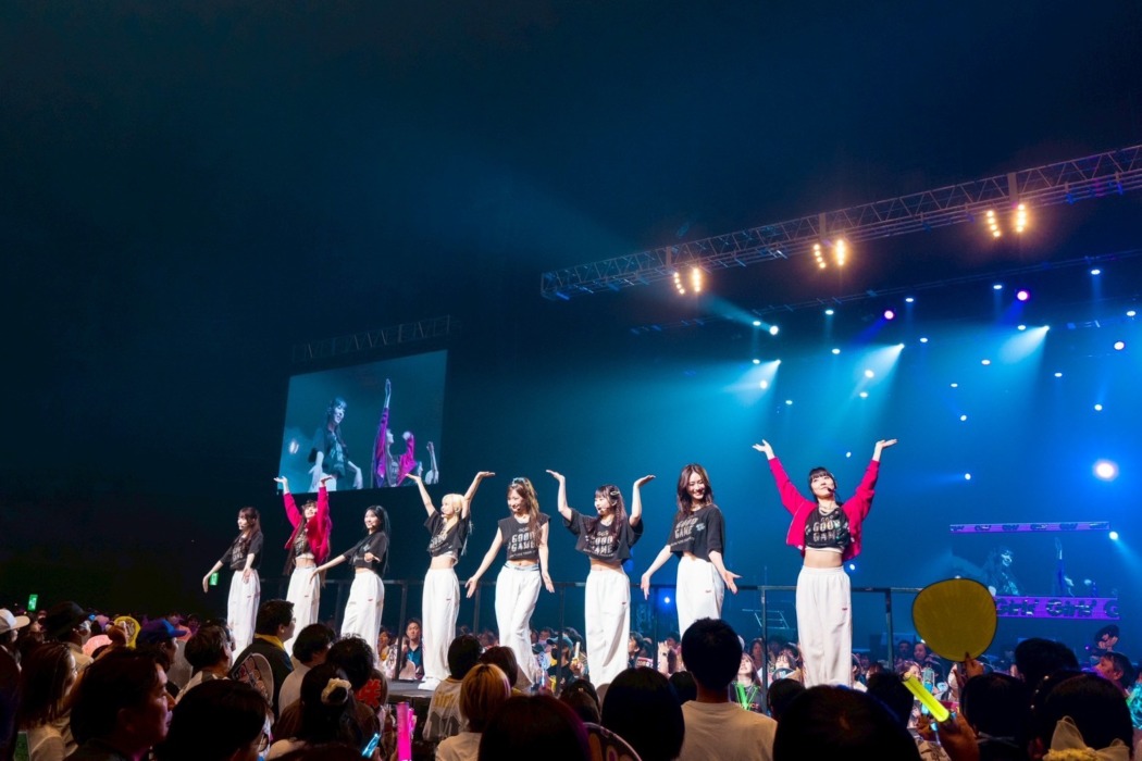 Girls2 ガルガルエイト６周年　ライブ　銀テープ、小田柚葉ハートメッセージ Girls2 ガルガルエイト6周年 ライブ 銀テープ、小田柚葉ハート