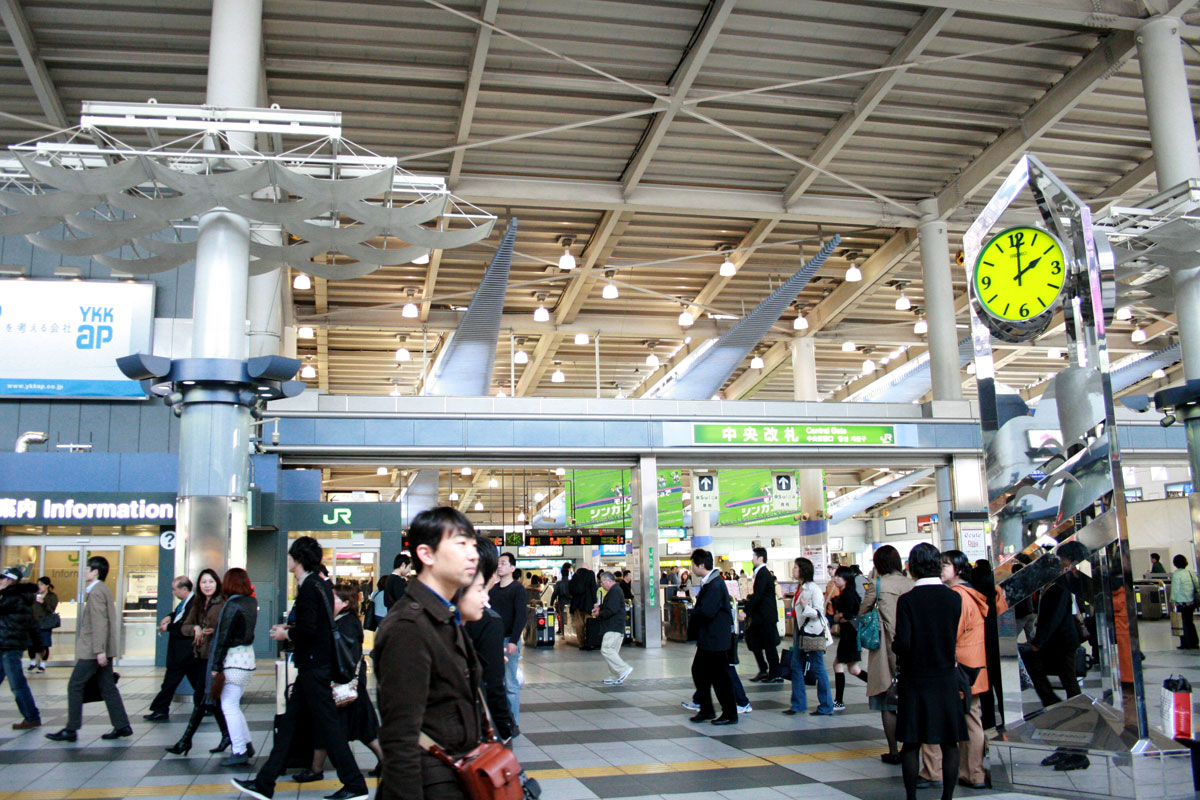 品川駅周辺のタバコが吸える喫煙所をマップ付きで紹介 構内 高輪口 港南口 Tokyo Headline