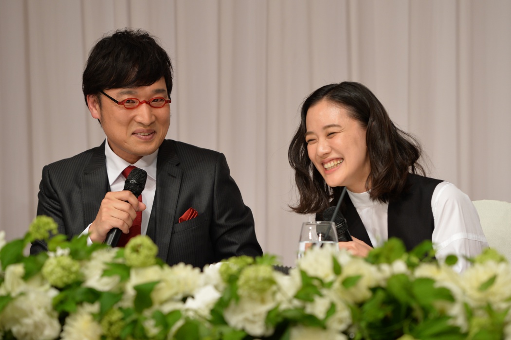山里亮太と蒼井優が結婚報告 しずちゃん同席の３ショット会見は笑顔絶えず ページ 4 Tokyo Headline