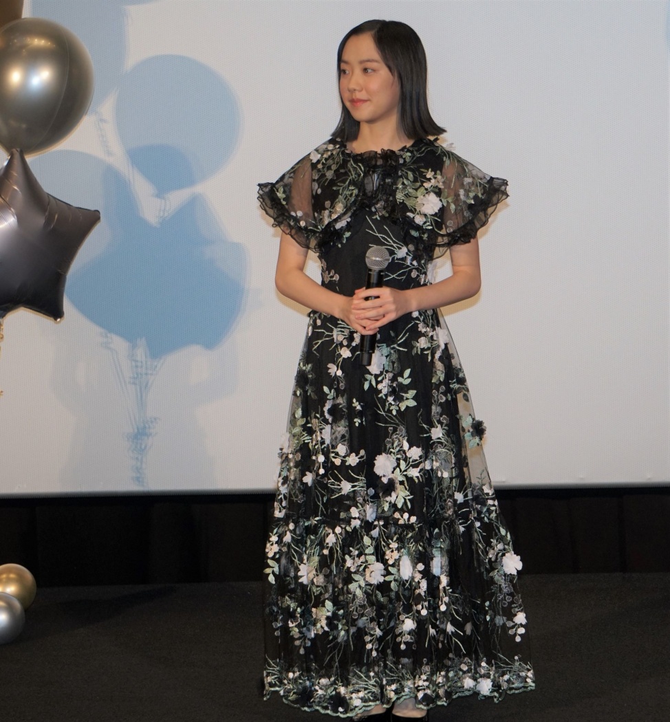 芦田愛菜 関西弁で 楽しんでってや 主演映画初日舞台あいさつ ページ 3 Tokyo Headline 芦田愛菜 関西弁で 楽しんでってや 主演映画初日舞台あいさつ ページ 3 Tokyo Headline