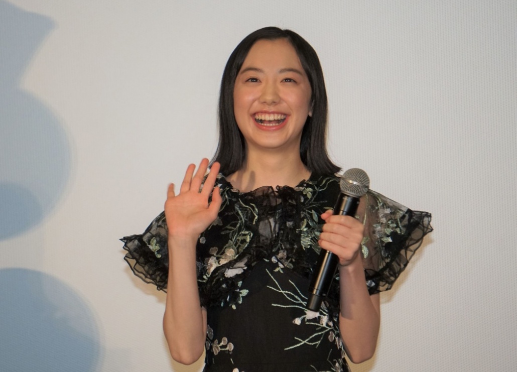 芦田愛菜 関西弁で 楽しんでってや 主演映画初日舞台あいさつ Tokyo Headline 芦田愛菜 関西弁で 楽しんでってや 主演映画初日舞台あいさつ Tokyo Headline