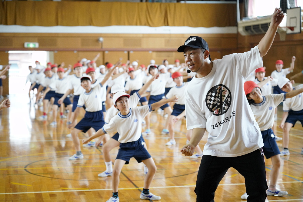 Exile Usa 運動会控えた渋谷の小学生にエール 日本で一番ダンスがうまい小学校に Tokyo Headline