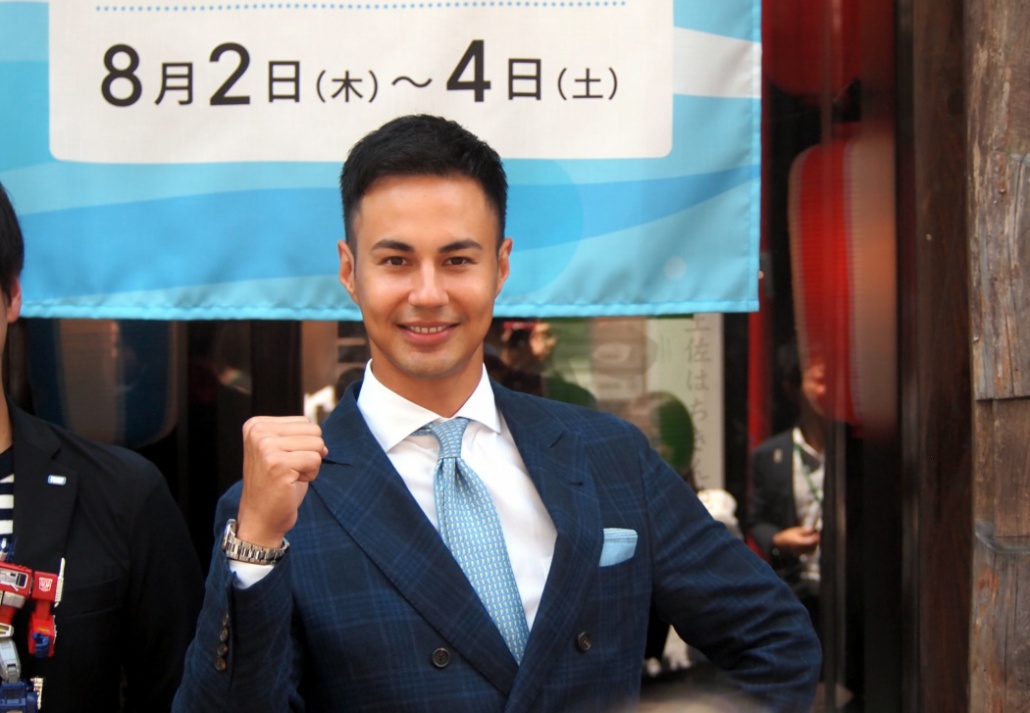 ユージ全国初 生身の ゆるキャラ として高知を応援 Tokyo Headline ユージ全国初 生身の ゆるキャラ として高知を応援 Tokyo Headline